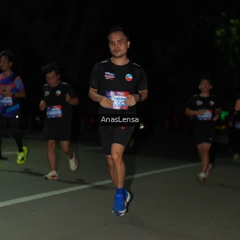 Runner Photo 3678631