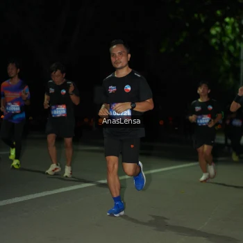 Runner Photo 3678640
