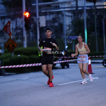 Runner Photo 3678660