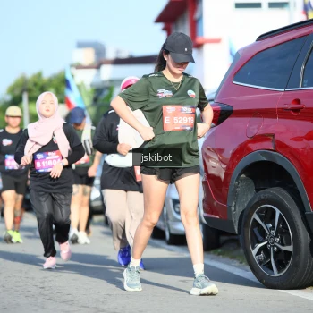 Runner Photo 3678720