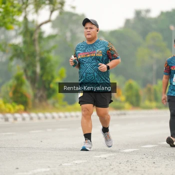 Runner Photo 3678725