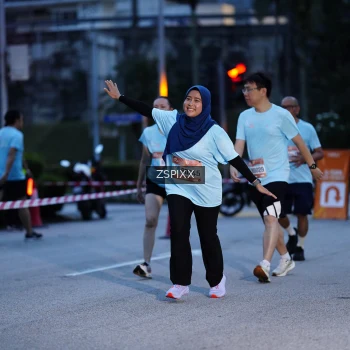 Runner Photo 3678747