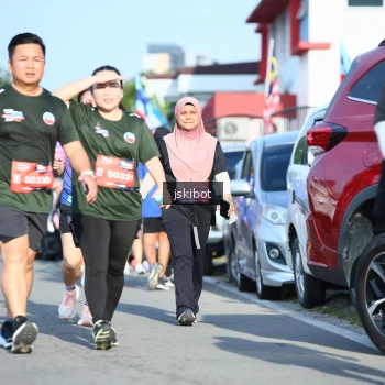 Runner Photo 3678768