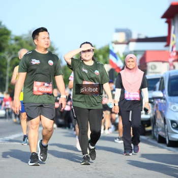 Runner Photo 3678773