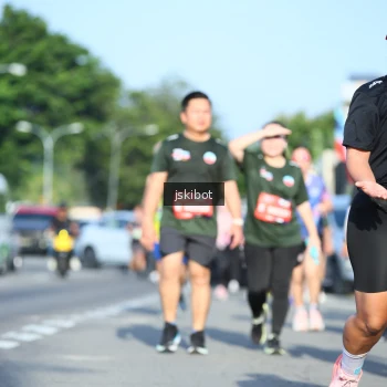 Runner Photo 3678786