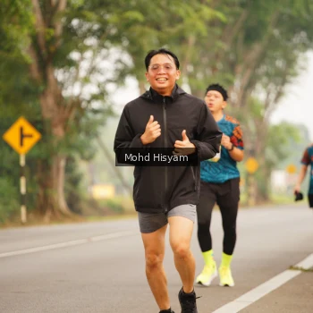 Runner Photo 3678816