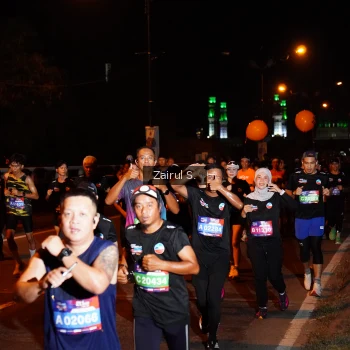 Runner Photo 3678833