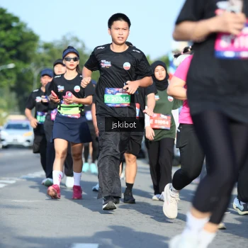 Runner Photo 3678897