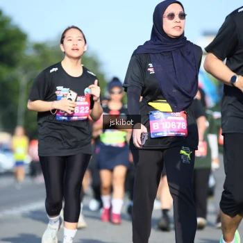 Runner Photo 3678933