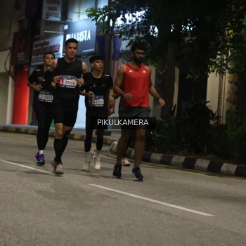 Runner Photo 3678974