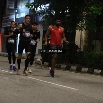 Runner Photo 3678976