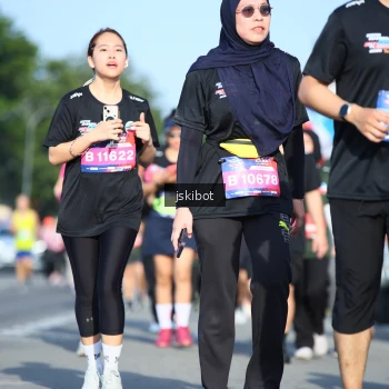 Runner Photo 3678979