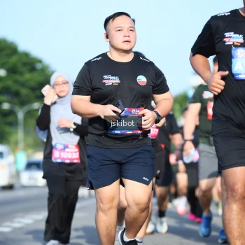 Runner Photo 3679132