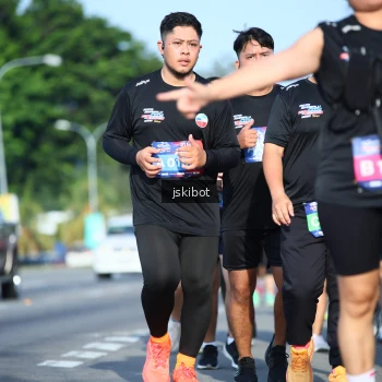 Runner Photo 3679171