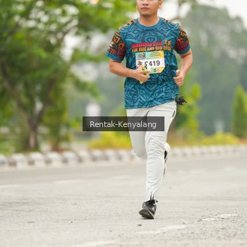 Runner Photo 3679180