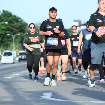 Runner Photo 3679251