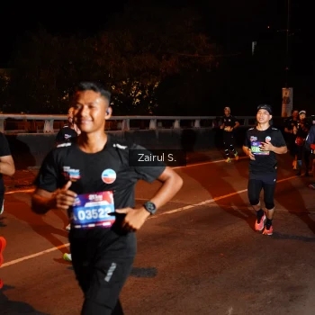 Runner Photo 3679378