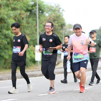 Runner Photo 3679613