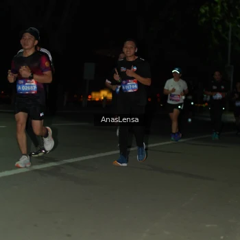 Runner Photo 3679753