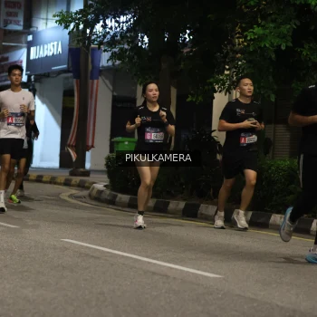 Runner Photo 3680008