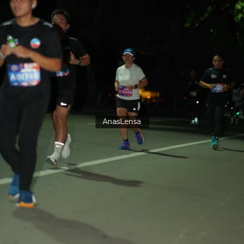 Runner Photo 3680036