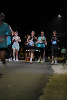 Runner Photo 3680054