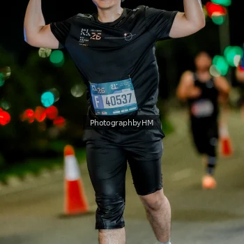 Runner Photo 3680101