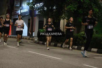 Runner Photo 3680117