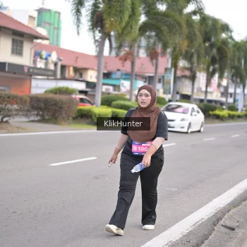 Runner Photo 3680119