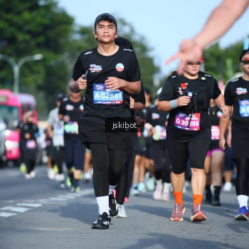 Runner Photo 3680131