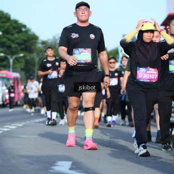 Runner Photo 3680142