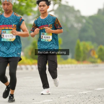 Runner Photo 3680148