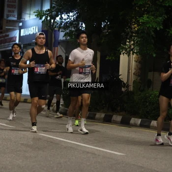 Runner Photo 3680165