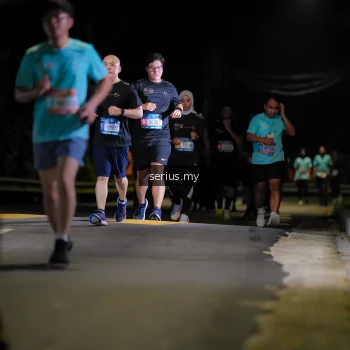 Runner Photo 3680175