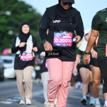 Runner Photo 3680216