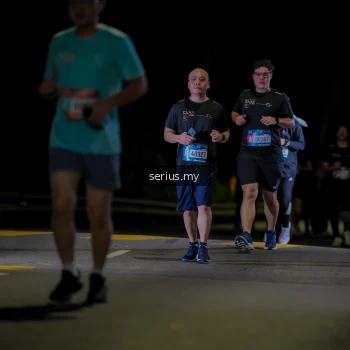 Runner Photo 3680217