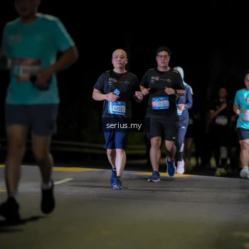 Runner Photo 3680221