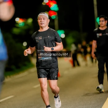 Runner Photo 3680246