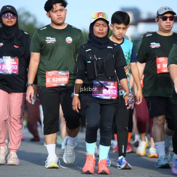 Runner Photo 3680255