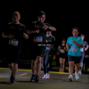 Runner Photo 3680320