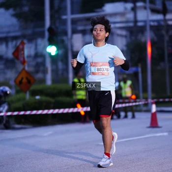 Runner Photo 3680338