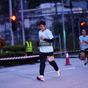 Runner Photo 3680563