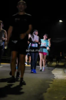 Runner Photo 3680565