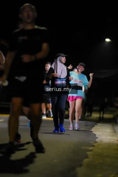 Runner Photo 3680571