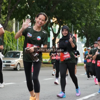 Runner Photo 3680578