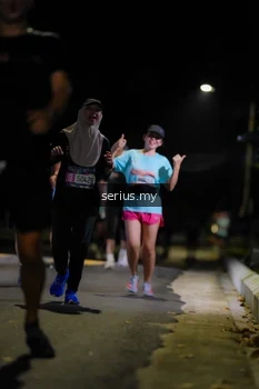 Runner Photo 3680659