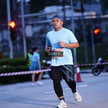 Runner Photo 3680692