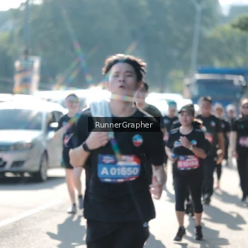 Runner Photo 3680703