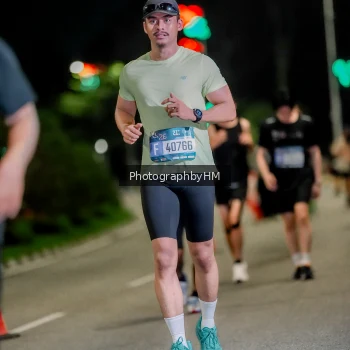 Runner Photo 3680716