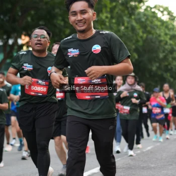 Runner Photo 3680790